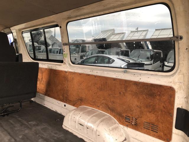 レジアスエースバン ロングＤＸ　２０００ガソリン　積載量１２５０ｋｇ　オートマ　３（６）人乗り　スタッドレスタイヤ（33枚目）