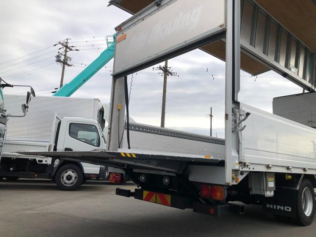ヒノレンジャー 　ワイド　６２００ボディ　アルミウイング　跳ね上げパワーゲート　リアエアサス　トランテックス　６速マニュアル　積載２４００ｋｇ　ベッド付　バックモニター（24枚目）