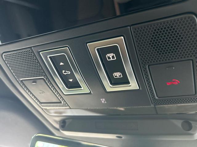 ディフェンダー １１０Ｓ　Ｄ３００　認定中古車　純正２０インチＡＷ　全周囲カメラ　アクティブクルーズ　ＭＥＲＩＤＩＡＮ　エアサスペンション　ヘッドアップディスプレイ　サンルーフ　シートヒーター　アップルカープレイ／アンドロイドオート（56枚目）