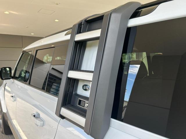 ディフェンダー １１０Ｓ　Ｄ３００　認定中古車　純正２０インチＡＷ　全周囲カメラ　アクティブクルーズ　ＭＥＲＩＤＩＡＮ　エアサスペンション　ヘッドアップディスプレイ　サンルーフ　シートヒーター　アップルカープレイ／アンドロイドオート（69枚目）