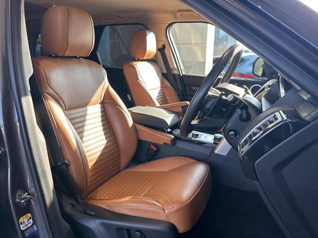 ディスカバリー ＨＳＥ　認定中古車　三列目シート　エアサスペンション　前席シートヒーター＆メモリ付き　全周囲カメラ　ＭＥＲＩＤＩＡＮ　衝突軽減　２０インチアルミ　パワーテールゲート（18枚目）