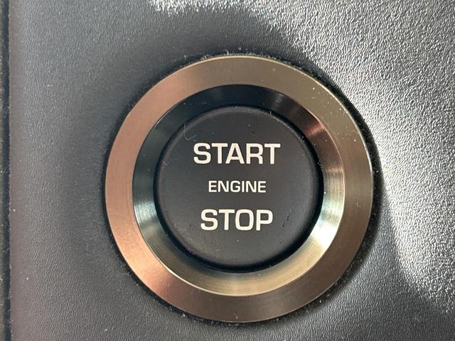 ディスカバリー ＨＳＥ　認定中古車　三列目シート　エアサスペンション　前席シートヒーター＆メモリ付き　全周囲カメラ　ＭＥＲＩＤＩＡＮ　衝突軽減　２０インチアルミ　パワーテールゲート（43枚目）