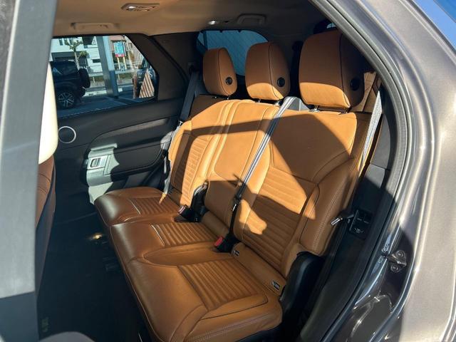 ディスカバリー ＨＳＥ　認定中古車　三列目シート　エアサスペンション　前席シートヒーター＆メモリ付き　全周囲カメラ　ＭＥＲＩＤＩＡＮ　衝突軽減　２０インチアルミ　パワーテールゲート（56枚目）