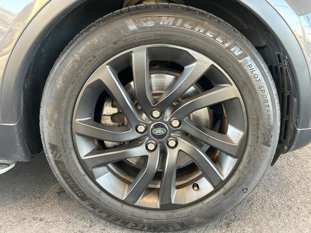 ディスカバリー ＨＳＥ　認定中古車　三列目シート　エアサスペンション　前席シートヒーター＆メモリ付き　全周囲カメラ　ＭＥＲＩＤＩＡＮ　衝突軽減　２０インチアルミ　パワーテールゲート（64枚目）