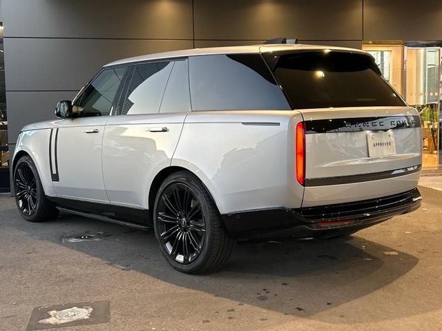 レンジローバー オートバイオグラフィーD300スタンダードホイルベス 認定中古車 純正23インチアルミ 黒革 デジタルミラー シートヒーター・クーラー シートマッサージ サンルーフ 電動サイドステップ 3Dサラウンドカメラ エアサス 全輪操舵 電動コラム PIVIPro(40枚目)