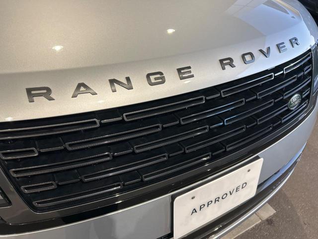レンジローバー オートバイオグラフィーD300スタンダードホイルベス 認定中古車 純正23インチアルミ 黒革 デジタルミラー シートヒーター・クーラー シートマッサージ サンルーフ 電動サイドステップ 3Dサラウンドカメラ エアサス 全輪操舵 電動コラム PIVIPro(42枚目)