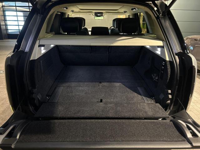 レンジローバー オートバイオグラフィーD300スタンダードホイルベス 認定中古車 純正23インチアルミ 黒革 デジタルミラー シートヒーター・クーラー シートマッサージ サンルーフ 電動サイドステップ 3Dサラウンドカメラ エアサス 全輪操舵 電動コラム PIVIPro(76枚目)