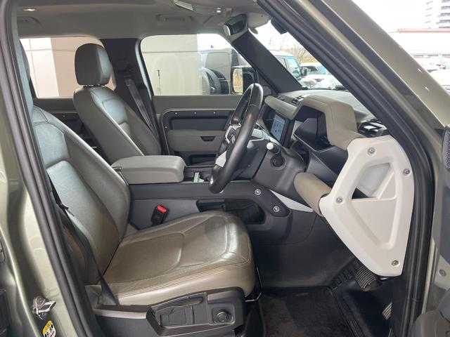 ディフェンダー 110S D300 認定中古車 エアサス サイドステップ 三列目シート フロントシートヒーター ステアリングヒーター 純正19インチAW 全方位カメラ アップルカープレイ/アンドロイドオート ブラインドスポットモニター(17枚目)