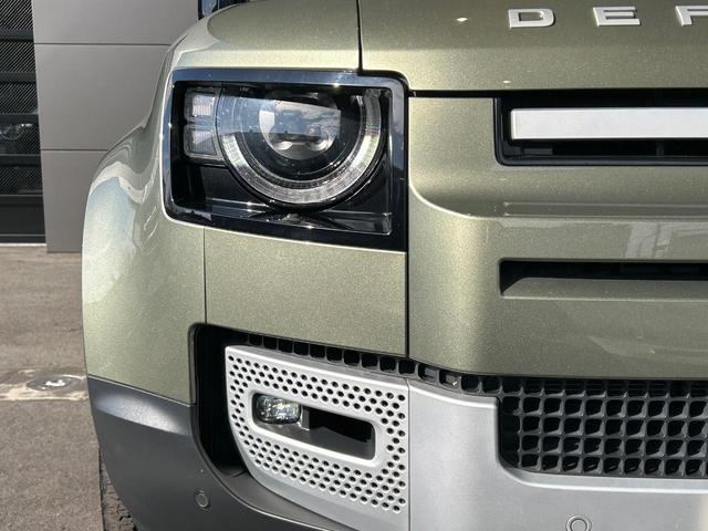 ディフェンダー 110S D300 認定中古車 エアサス サイドステップ 三列目シート フロントシートヒーター ステアリングヒーター 純正19インチAW 全方位カメラ アップルカープレイ/アンドロイドオート ブラインドスポットモニター(21枚目)