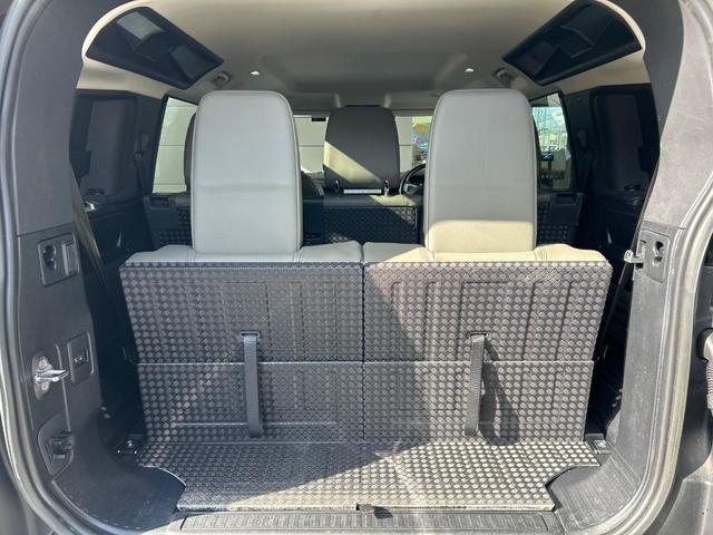 ディフェンダー 110S D300 認定中古車 エアサス サイドステップ 三列目シート フロントシートヒーター ステアリングヒーター 純正19インチAW 全方位カメラ アップルカープレイ/アンドロイドオート ブラインドスポットモニター(61枚目)