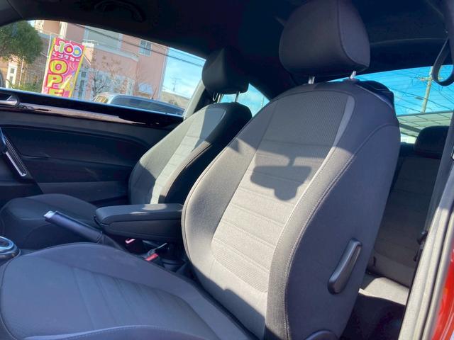 ザ・ビートル ２．０Ｒライン　純正ナビ　ＨＩＤヘッドライト　オートライト　ＣＤ　ＤＶＤ　ＥＴＣ　Ｂｌｕｅｔｏｏｔｈ　コーナーセンサー　純正１８インチアルミ（7枚目）