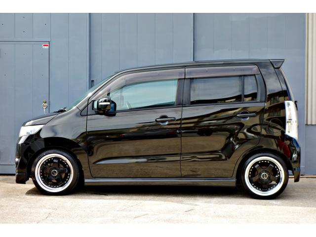 ワゴンＲスティングレー Ｔ　走行３４０００キロ　カスタム車輛　新品ステルスレーシング１６インチアルミ　新品ＲＳ－Ｒダウンサス　　カロッツェリアナビ　Ｂｌｕｅｔｏｏｔｈ　バックカメラ　クラッツィオシートカバー　ＨＩＤヘッド（18枚目）