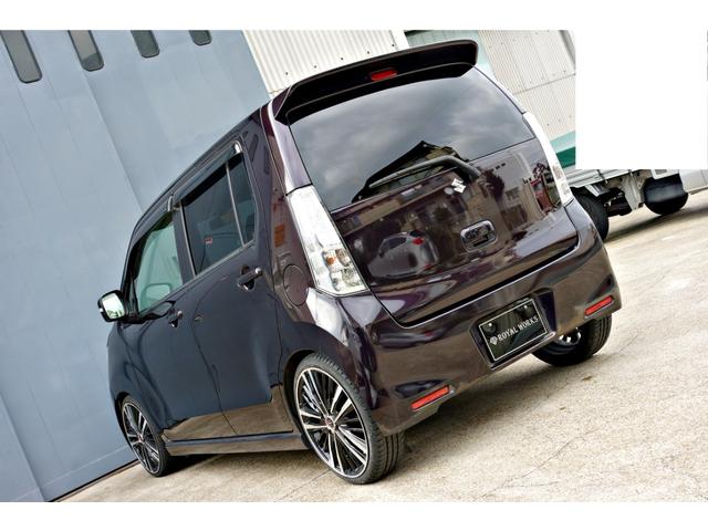 ワゴンＲスティングレー Ｔ　カスタム車輛　ターボ車　ＡＭＥシャレン１７インチアルミ　ローダウン　ドラレコ　ＥＴＣ　ＨＩＤヘッド　スマートキー　フットランプイルミ（23枚目）