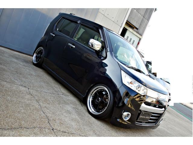 ワゴンＲスティングレー Ｔ　カスタム車輛　車高調　リアアクスル　ステルスレーシング１６ＡＷ　ｍｏｎｓｔｅｒＳＰＯＲＴマフラー　クラリオンナビ　Ｂｌｕｅｔｏｏｔｈ　バックカメラ　ドラレコ　シートカバー　サブウーハー　スマートキー（8枚目）