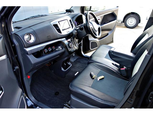 ワゴンＲスティングレー Ｔ　カスタム車輛　車高調　リアアクスル　ステルスレーシング１６ＡＷ　ｍｏｎｓｔｅｒＳＰＯＲＴマフラー　クラリオンナビ　Ｂｌｕｅｔｏｏｔｈ　バックカメラ　ドラレコ　シートカバー　サブウーハー　スマートキー（39枚目）