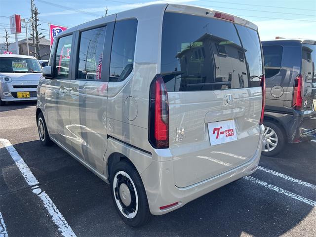 N-BOX ファッションスタイル バックカメラ 両側スライド・片側電動 クリアランスソナー オートクルーズコントロール レーンアシスト 衝突被害軽減システム オートライト LEDヘッドランプ スマートキー アイドリングストップ(18枚目)
