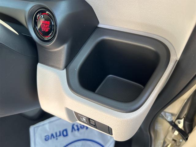 N-BOX ファッションスタイル バックカメラ 両側スライド・片側電動 クリアランスソナー オートクルーズコントロール レーンアシスト 衝突被害軽減システム オートライト LEDヘッドランプ スマートキー アイドリングストップ(42枚目)