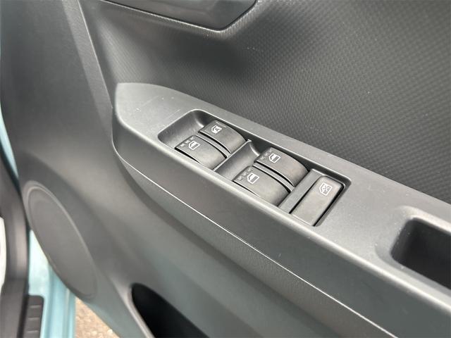 ミライース Ｌ　ＳＡＩＩＩ　バックカメラ　クリアランスソナー　衝突被害軽減システム　オートマチックハイビーム　オートライト　キーレスエントリー　アイドリングストップ　ＣＶＴ　盗難防止システム　ＡＢＳ　ＥＳＣ　ＣＤ　衝突安全ボディ（11枚目）