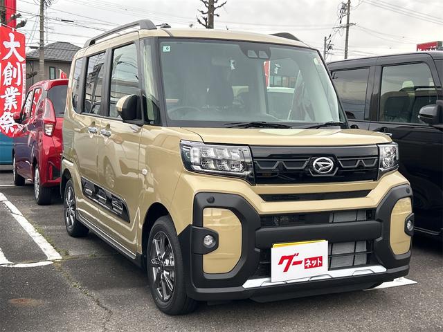 タント ファンクロス　バックカメラ　両側電動スライドドア　クリアランスソナー　衝突被害軽減システム　オートライト　ＬＥＤヘッドランプ　ヘッドライトウォッシャー　スマートキー　アイドリングストップ　電動格納ミラー（4枚目）