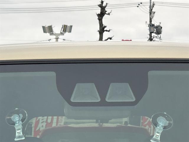 タント ファンクロス　バックカメラ　両側電動スライドドア　クリアランスソナー　衝突被害軽減システム　オートライト　ＬＥＤヘッドランプ　ヘッドライトウォッシャー　スマートキー　アイドリングストップ　電動格納ミラー（10枚目）