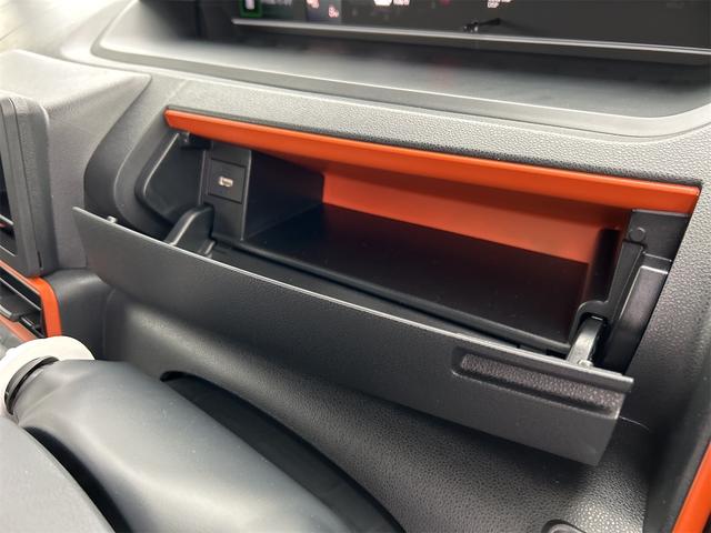 タント ファンクロス　バックカメラ　両側電動スライドドア　クリアランスソナー　衝突被害軽減システム　オートライト　ＬＥＤヘッドランプ　ヘッドライトウォッシャー　スマートキー　アイドリングストップ　電動格納ミラー（47枚目）