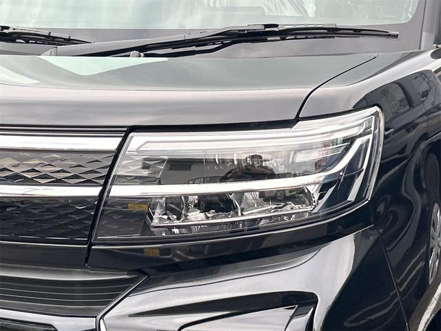 タント カスタムＸ　バックカメラ　両側電動スライドドア　クリアランスソナー　衝突被害軽減システム　オートライト　ＬＥＤヘッドランプ　スマートキー　アイドリングストップ　電動格納ミラー　シートヒーター　ＣＶＴ（8枚目）