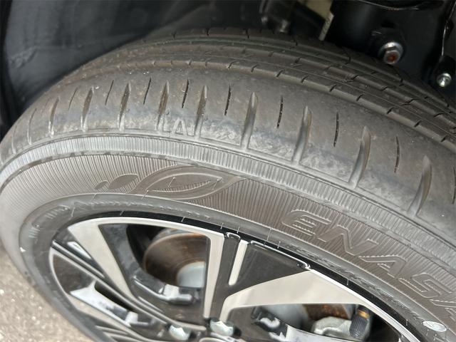 タント カスタムＸ　バックカメラ　両側電動スライドドア　クリアランスソナー　衝突被害軽減システム　オートライト　ＬＥＤヘッドランプ　スマートキー　アイドリングストップ　電動格納ミラー　シートヒーター　ＣＶＴ（12枚目）