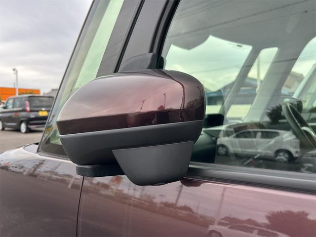 タント Ｘ　全周囲カメラ　両側スライド・片側電動　クリアランスソナー　衝突被害軽減システム　オートライト　ＬＥＤヘッドランプ　スマートキー　アイドリングストップ　電動格納ミラー　シートヒーター　ベンチシート（32枚目）