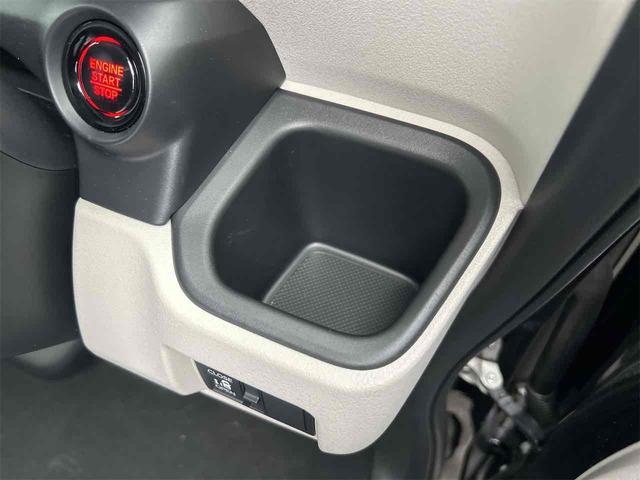 N-BOX ベースグレード バックカメラ 両側スライド・片側電動 クリアランスソナー オートクルーズコントロール レーンアシスト 衝突被害軽減システム オートライト LEDヘッドランプ スマートキー アイドリングストップ(45枚目)