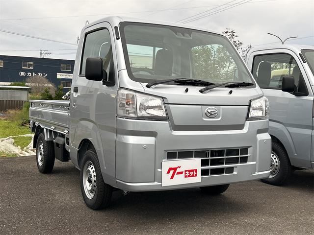 ハイゼットトラック スタンダード　軽トラック　ＣＶＴ　衝突被害軽減システム　クリアランスソナー　アイドリングストップ　オートライト　ＡＢＳ　ＥＳＣ　エアコン　パワーステアリング（4枚目）
