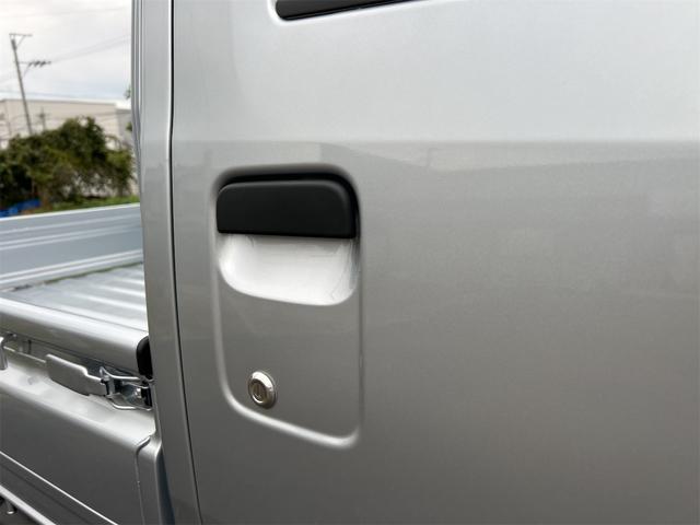 ハイゼットトラック スタンダード　軽トラック　ＣＶＴ　衝突被害軽減システム　クリアランスソナー　アイドリングストップ　オートライト　ＡＢＳ　ＥＳＣ　エアコン　パワーステアリング（12枚目）