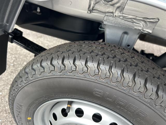 ハイゼットトラック スタンダード　軽トラック　ＣＶＴ　衝突被害軽減システム　クリアランスソナー　アイドリングストップ　オートライト　ＡＢＳ　ＥＳＣ　エアコン　パワーステアリング（14枚目）