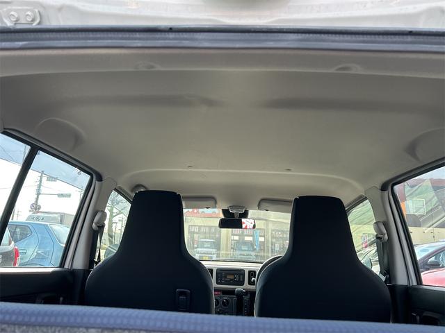 アルト L クリアランスソナー レーンアシスト 衝突被害軽減システム オートライト キーレスエントリー アイドリングストップ シートヒーター CVT 盗難防止システム ABS ESC ミュージックプレイヤー接続可(24枚目)