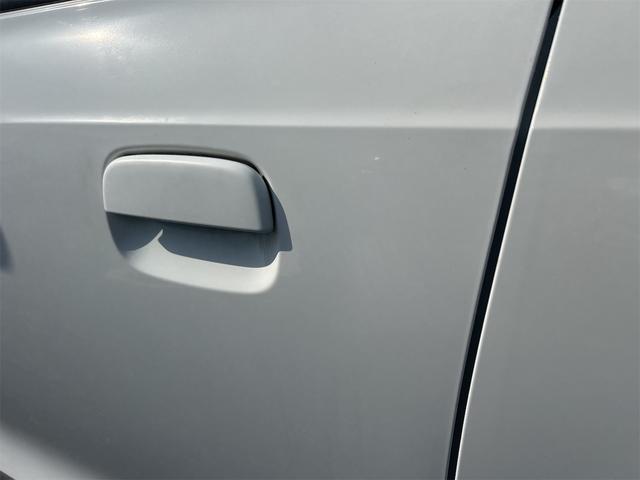 アルト L クリアランスソナー レーンアシスト 衝突被害軽減システム オートライト キーレスエントリー アイドリングストップ シートヒーター CVT 盗難防止システム ABS ESC ミュージックプレイヤー接続可(28枚目)