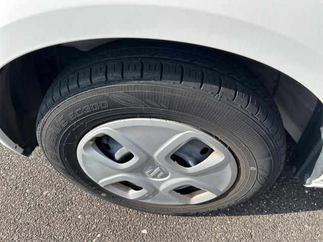 アルト L クリアランスソナー レーンアシスト 衝突被害軽減システム オートライト キーレスエントリー アイドリングストップ シートヒーター CVT 盗難防止システム ABS ESC ミュージックプレイヤー接続可(31枚目)