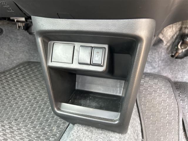 アルト L クリアランスソナー レーンアシスト 衝突被害軽減システム オートライト キーレスエントリー アイドリングストップ シートヒーター CVT 盗難防止システム ABS ESC ミュージックプレイヤー接続可(46枚目)