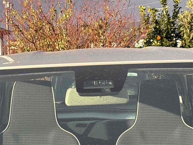 アルト L クリアランスソナー レーンアシスト 衝突被害軽減システム オートライト キーレスエントリー アイドリングストップ シートヒーター CVT 盗難防止システム ABS ESC CD(8枚目)