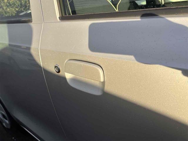 アルト L クリアランスソナー レーンアシスト 衝突被害軽減システム オートライト キーレスエントリー アイドリングストップ シートヒーター CVT 盗難防止システム ABS ESC CD(12枚目)