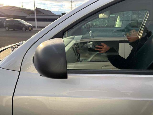 アルト L クリアランスソナー レーンアシスト 衝突被害軽減システム オートライト キーレスエントリー アイドリングストップ シートヒーター CVT 盗難防止システム ABS ESC CD(25枚目)