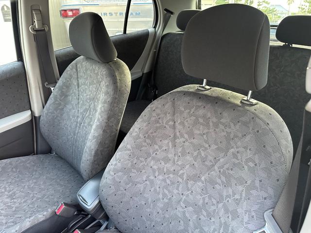 ヴィッツ Fリミテッド 禁煙車/スマートキー/フルセグナビ/ETC/電動格納ミラー/(29枚目)