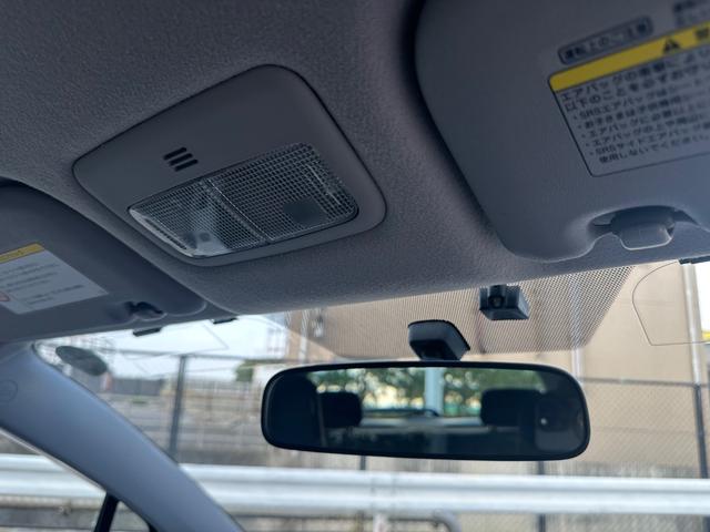 ヴィッツ Fリミテッド 禁煙車/スマートキー/フルセグナビ/ETC/電動格納ミラー/(42枚目)