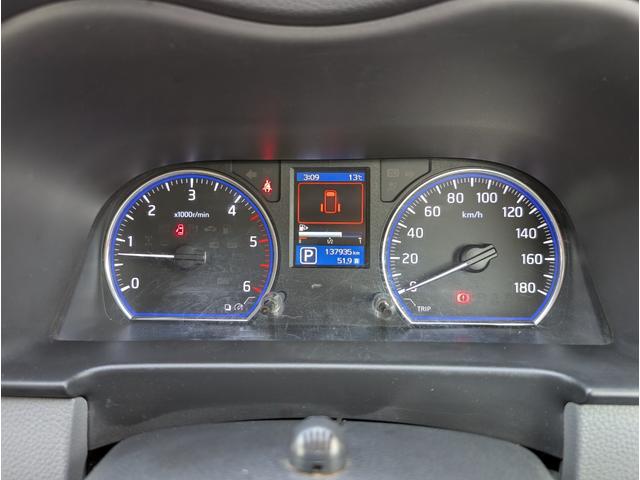 NV350キャラバンバン ロングプレミアムGXターボ ワンオーナー/禁煙車/4WD/ETC/アラウンドビューモニター/エマージェンシーブレーキ/純正SDナビ/インテリキー/LEDヘッドライト/リアクーラー&ヒーター/(45枚目)