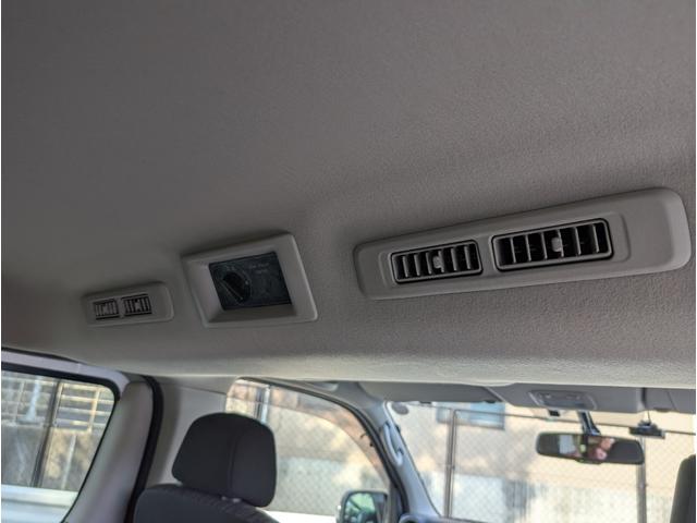 NV350キャラバンバン ロングプレミアムGXターボ ワンオーナー/禁煙車/4WD/ETC/アラウンドビューモニター/エマージェンシーブレーキ/純正SDナビ/インテリキー/LEDヘッドライト/リアクーラー&ヒーター/(50枚目)