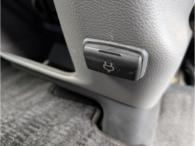 NV350キャラバンバン ロングプレミアムGXターボ ワンオーナー/禁煙車/4WD/ETC/アラウンドビューモニター/エマージェンシーブレーキ/純正SDナビ/インテリキー/LEDヘッドライト/リアクーラー&ヒーター/(53枚目)