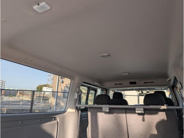 NV350キャラバンバン ロングプレミアムGXターボ ワンオーナー/禁煙車/4WD/ETC/アラウンドビューモニター/エマージェンシーブレーキ/純正SDナビ/インテリキー/LEDヘッドライト/リアクーラー&ヒーター/(60枚目)