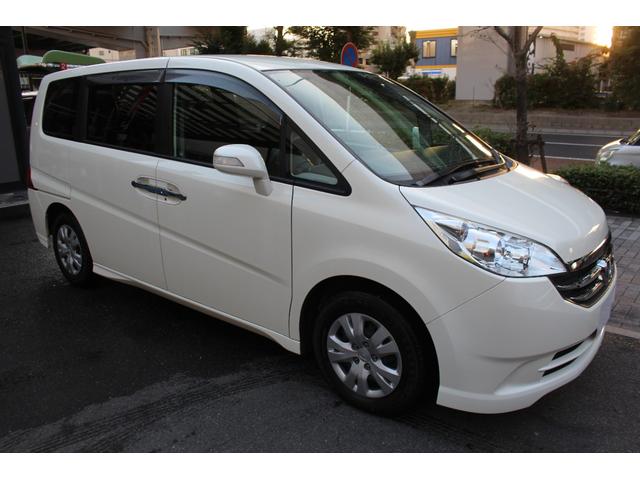 ステップワゴン G HDDナビ スマートスタイルエディション 検査9年11月/走行78700km/ナビ/TV/ETC/バックカメラ/両側電動スライドドア(12枚目)