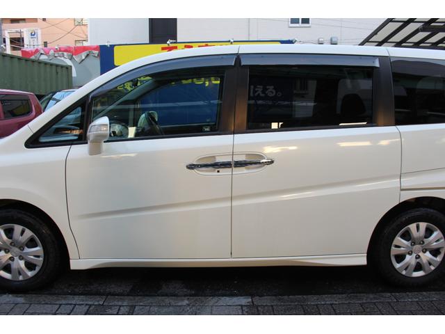 ステップワゴン G HDDナビ スマートスタイルエディション 検査9年11月/走行78700km/ナビ/TV/ETC/バックカメラ/両側電動スライドドア(13枚目)