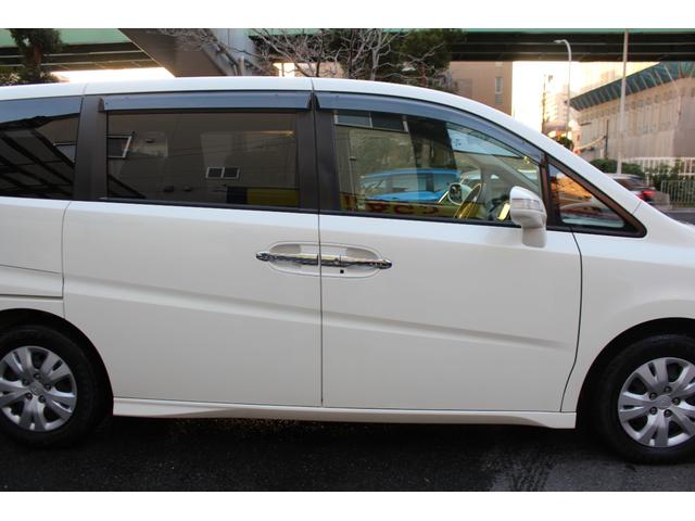 ステップワゴン G HDDナビ スマートスタイルエディション 検査9年11月/走行78700km/ナビ/TV/ETC/バックカメラ/両側電動スライドドア(17枚目)