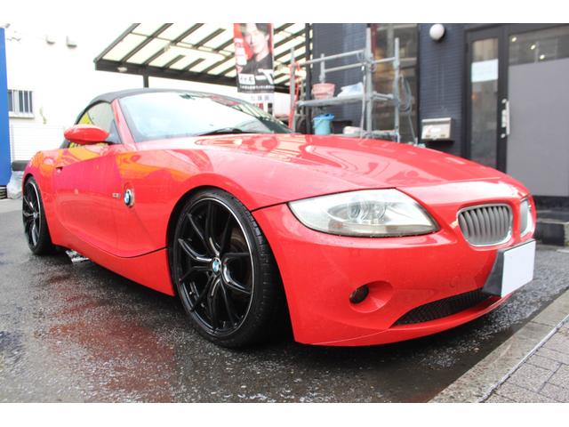 Ｚ４ ２．５ｉ　検査７年１１月２１日／記録簿／走行９０９００ｋｍ／ＲＡＹＳ１９アルミ／ビルシュタインサスペンション／ブラックレザー／パワーシート／シートヒーター／クルーズコントロール／レーダー／ＥＴＣ／ＨＩＤヘッド（3枚目）