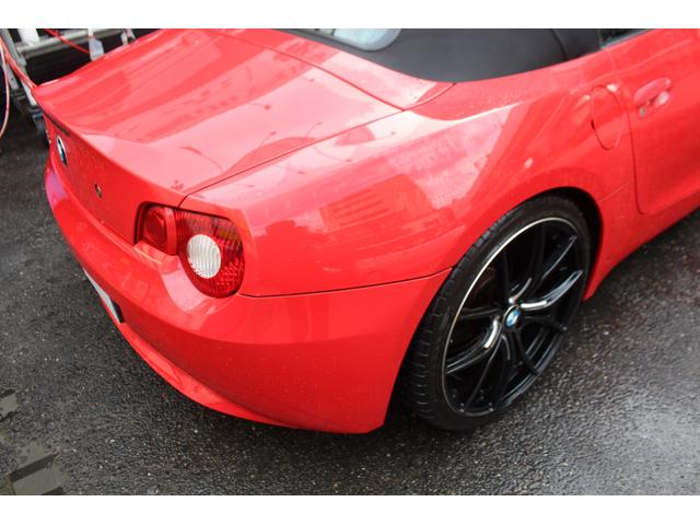 Ｚ４ ２．５ｉ　検査７年１１月２１日／記録簿／走行９０９００ｋｍ／ＲＡＹＳ１９アルミ／ビルシュタインサスペンション／ブラックレザー／パワーシート／シートヒーター／クルーズコントロール／レーダー／ＥＴＣ／ＨＩＤヘッド（15枚目）